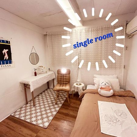 Hongdae Guest House Room#G#E#D#R#M Seoul Bagian luar foto