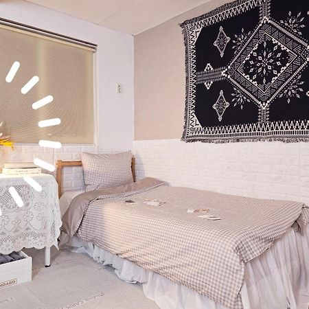 Hongdae Guest House Room#G#E#D#R#M Seoul Bagian luar foto