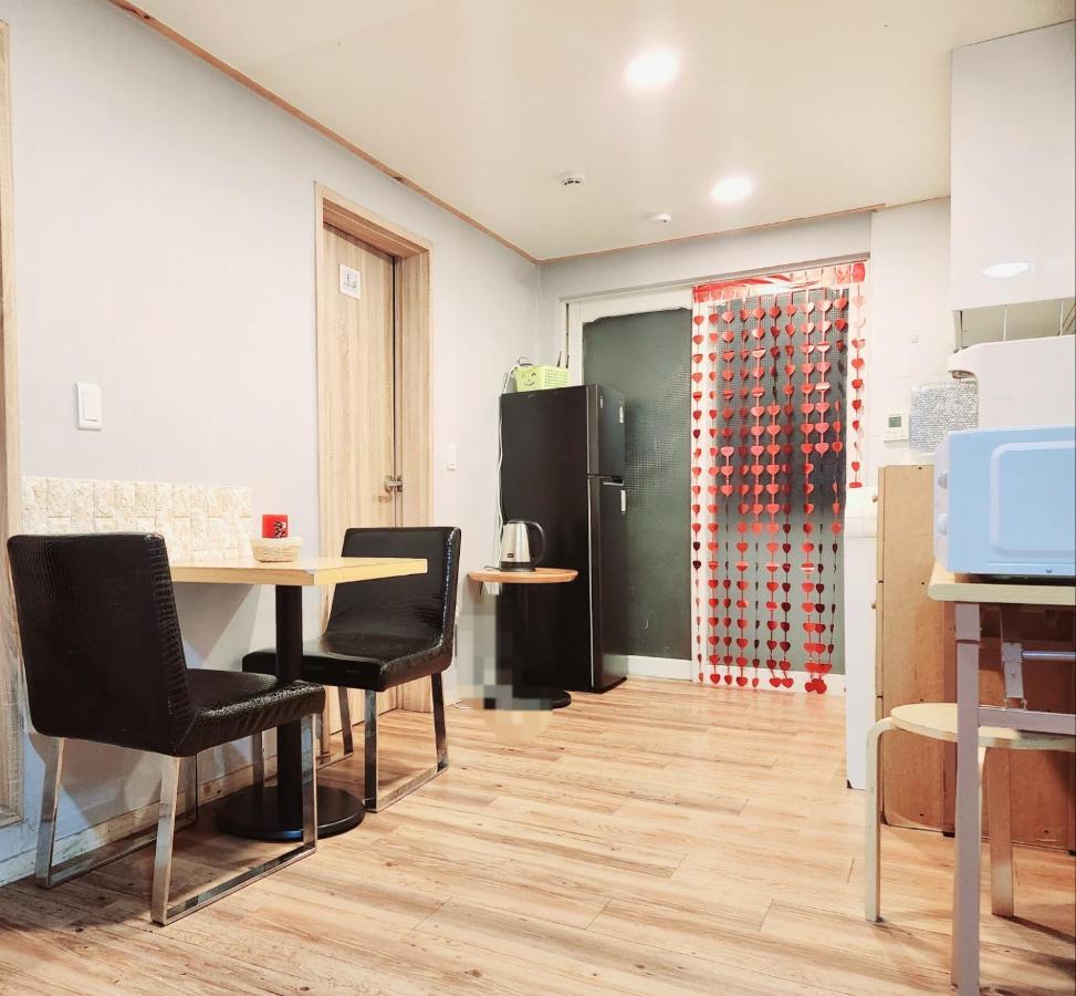 Hongdae Guest House Room#G#E#D#R#M Seoul Bagian luar foto