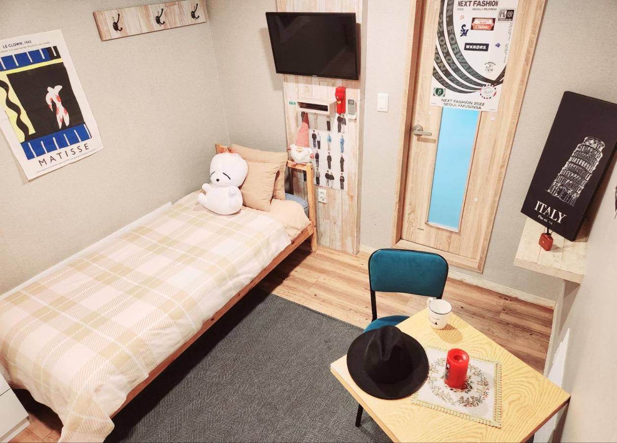 Hongdae Guest House Room#G#E#D#R#M Seoul Bagian luar foto