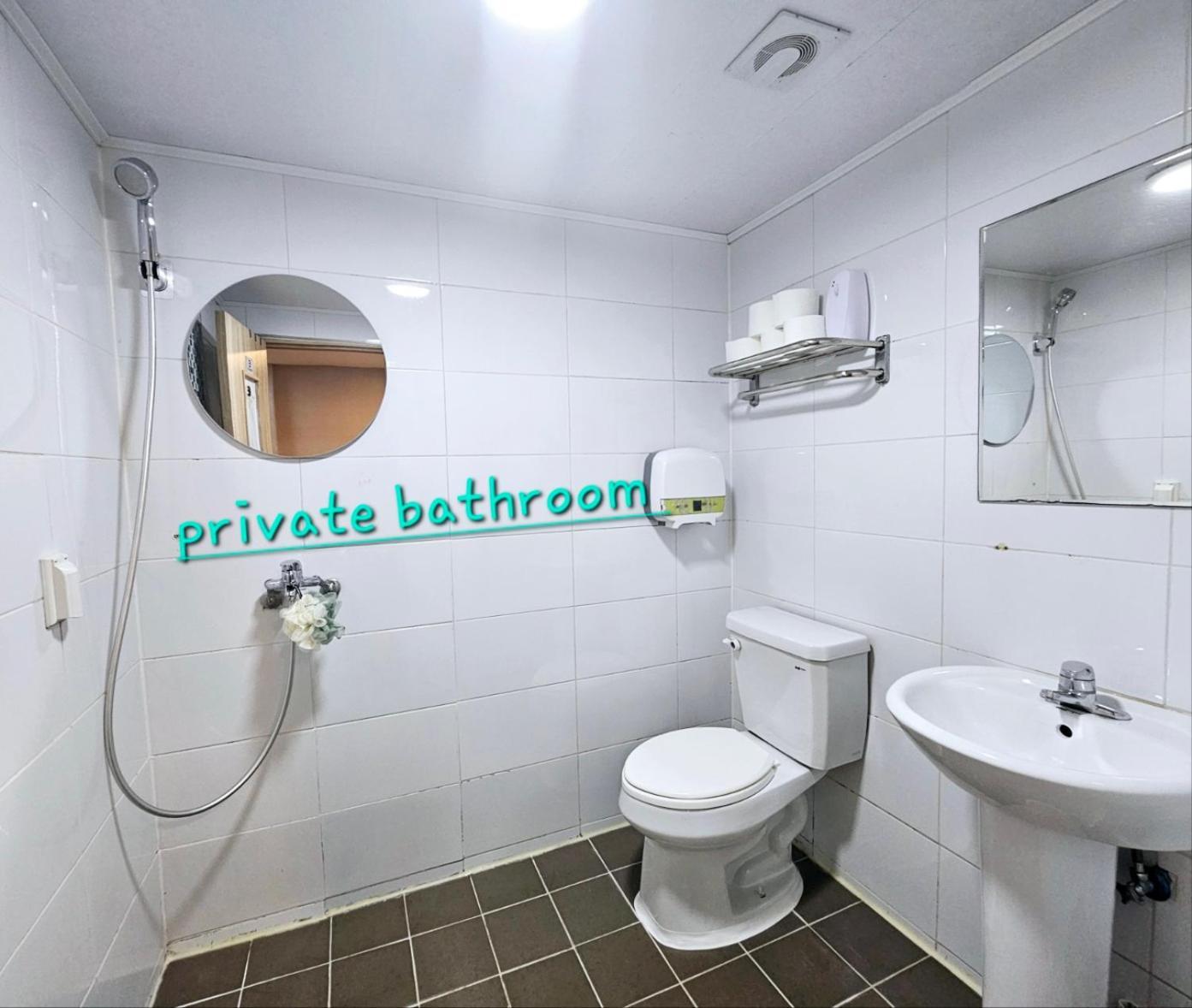 Hongdae Guest House Room#G#E#D#R#M Seoul Bagian luar foto