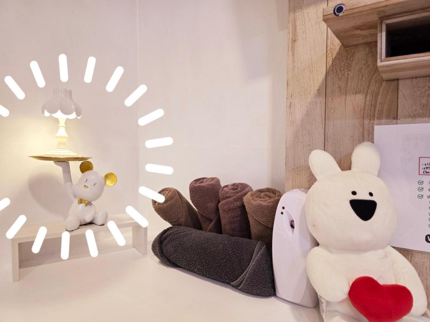 Hongdae Guest House Room#G#E#D#R#M Seoul Bagian luar foto