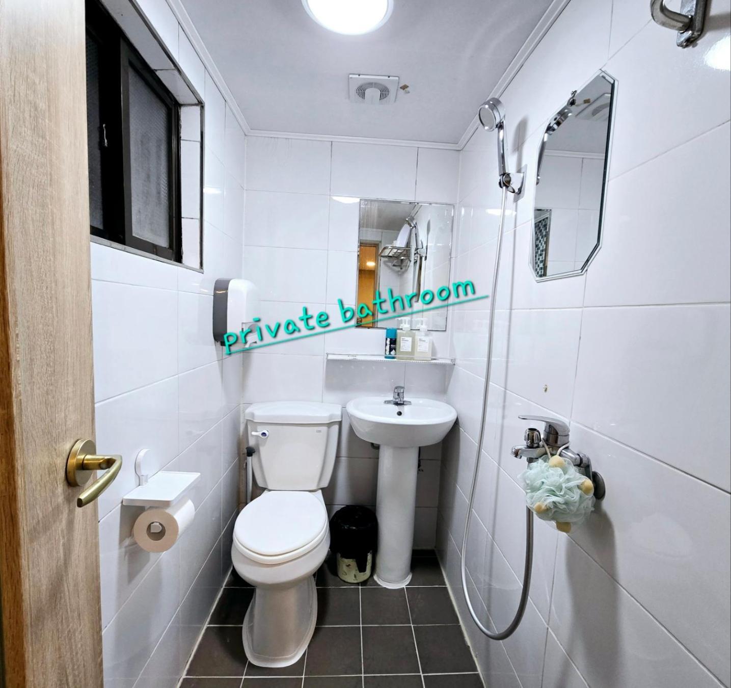 Hongdae Guest House Room#G#E#D#R#M Seoul Bagian luar foto